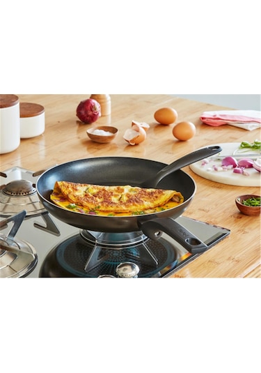 Tefal Titanyum 1x Simplecook Difüzyon Tabanlı Tava 28 CM Siyah