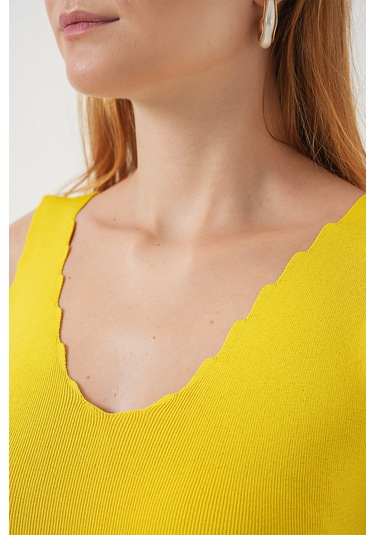 Kadın Zikzaklı V Yaka Bluz 15930 - Sarı Sari