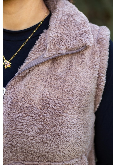 Kadın Vizon Sütlü Kahve Dik Yaka Kalın Peluş Fermuarlı Yelek 24kylkk215 001