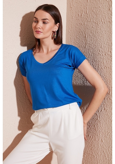 Lela V Yaka Rahat Kesim Yırtmaçlı Bayan Bluz 5862000 Saks