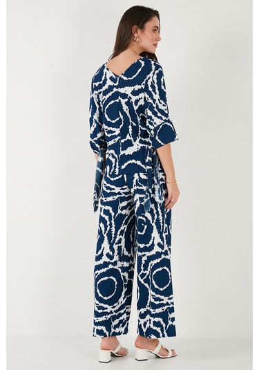 Lela Desenli Regular Fit Truvakar Kol V Yaka Alt-Üst Bayan Takım 5865357 Lacivert