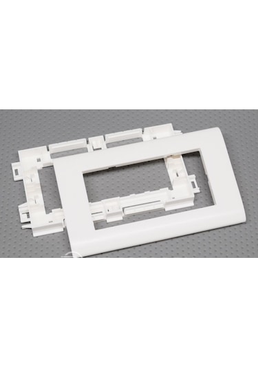 Legrand 638038 Kablo Kanalı Için 4Modül Kaide+Çerçeve 10 Adetli