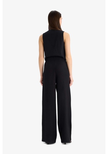 DeFacto Wide Leg Fermuarlı Normal Bel Standart Boy Geniş Paça Keten Karışımlı Palazzo Pantolon E6210AX25SPBK81 DeFacto Wide Leg Fermuarlı Normal Bel Standart Boy Geniş Paça Keten Karışımlı Palazzo Pantolon E6210AX25SPBK81