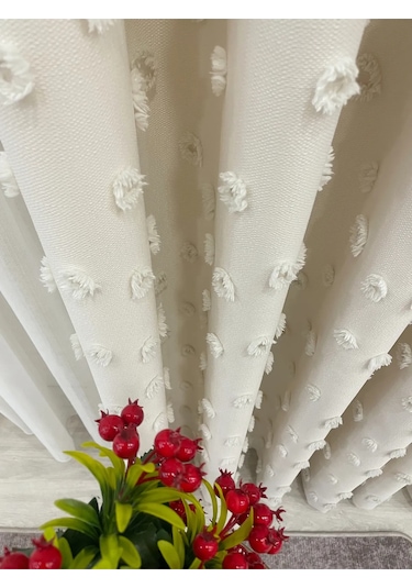 Brillant Carla Puffy Püsküllü Perde İstenilen Tüm Ölçülerde Ekru Ekru
