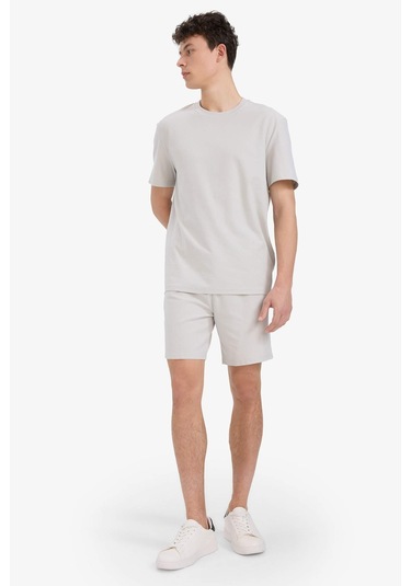 DeFacto %100 Pamuk Relax Fit Twill Dokulu Cepli Şort E2590AX25SMGR368