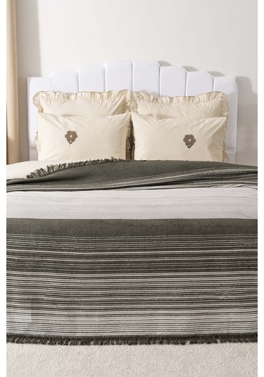 Veloura Haki Çift Kişilik Püsküllü Battaniye Çok Renkli