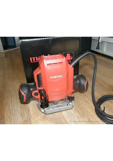 Maktec Mt361 Freze Ahşap Oyma Işleme Frezesi