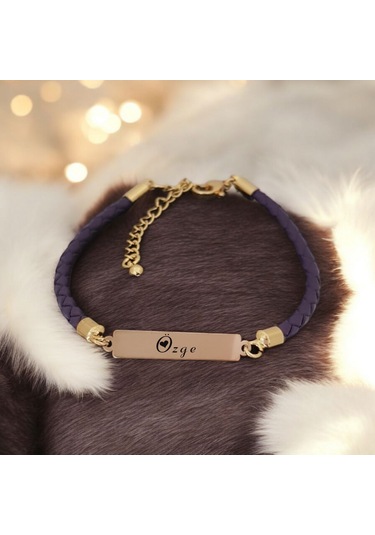 Archin Özge İsmine Özel Mor Derili 14 Ayar Altın Plakalı Dikdörtgen Motifli Hediye Bileklik-412isim Özge