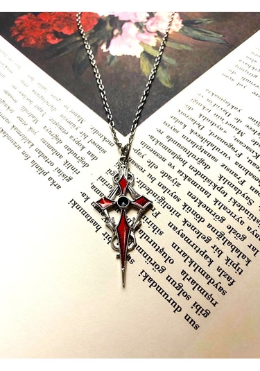Gümüş Kaplama Kırmızı Mineli Gotik Haç Kolye