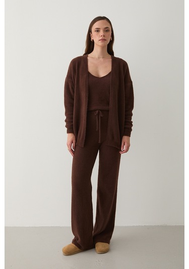 Kahverengi Yumoş Üçlü Takım Kahverengi