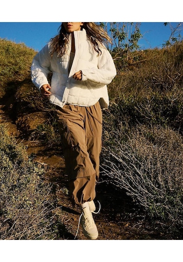 Kadın Hafif Fermuarlı Sıkıştırılabilir Dolgulu Aşağı Mont Koyu Yeşil Koyu Yeşil