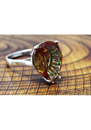 Zultanit Büyük Damla Taşlı Gümüş Kadın Yüzük