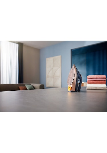 Philips Azur 8000 Serisi DST8050/20 3000 W Buharlı Ütü