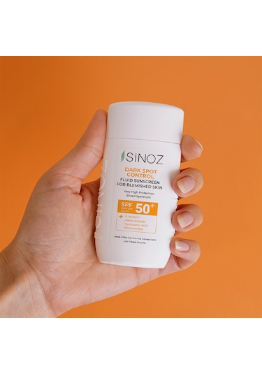 Sinoz Koyu Cilt Lekelerine Etkili Sıvı Yüz Güneş Kremi Hibrit Formül PA++++ SPF50+ 50 ML