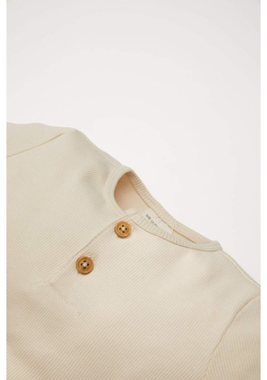 DeFacto Erkek Bebek Yenidoğan Fitilli Kaşkorse Kısa Kollu Tulum D8328A5NSBG286 Bej DeFacto Erkek Bebek Yenidoğan Fitilli Kaşkorse Kısa Kollu Tulum D8328A5NSBG286 Bej