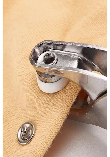 Dikiş Projelerinde Kullanımı Kolay Metal Çıtçıt Pensesi Ve 25'li Düğme Seti İle El İşi Eğlencesi