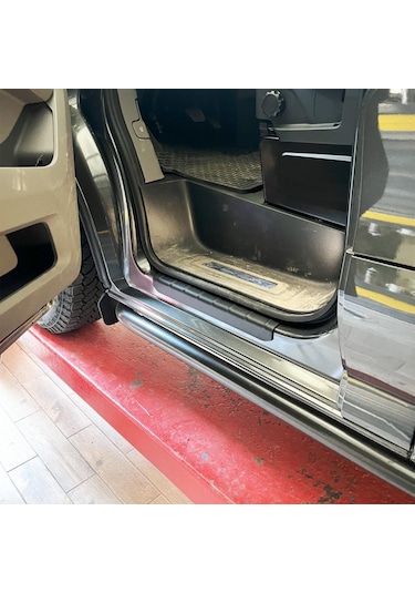 Volkswagen Transporter T7 Ferrous Kapı Eşiği Plastiği 2 Parça 2022 Ve Üstü