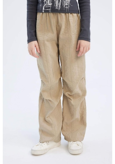 DeFacto Kız Çocuk Beli Lastikli Düz Paça Paraşüt Pantolon D7605A825SMBG414 Bej