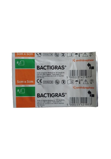 Bactıgras Parafinli Yara Örtüsü 5cmx5cm