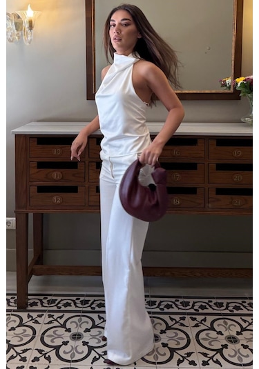 Madmext Beyaz Halter Yaka Saten Bluz Mg2685