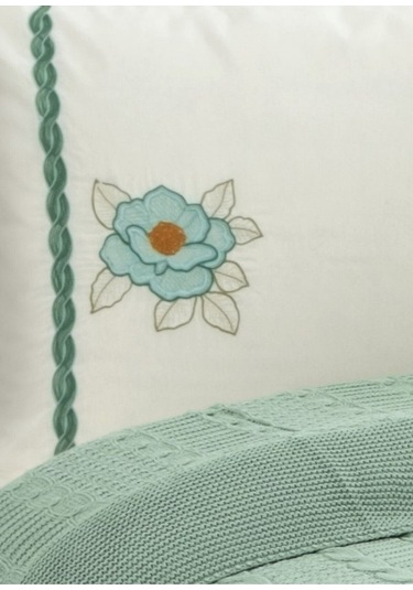 Triko Örme Gül Nakışlı Battaniye Takımı -tivoli Rosetta Mint