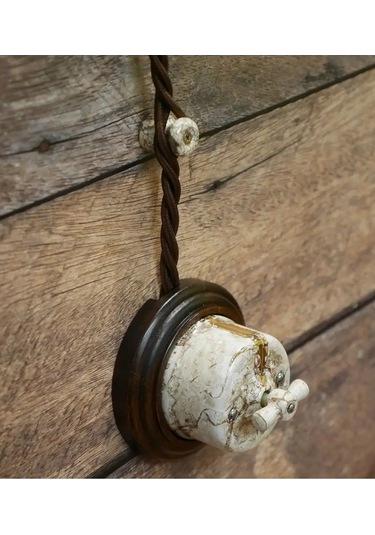 Retrika Retro Tekli Priz Ve Anahtar Çerçevesı 137737091