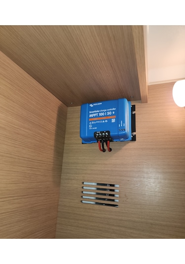 2 340 680 Watt 12 Volt Victron Mpptli Marin Güneş Paneli Seti