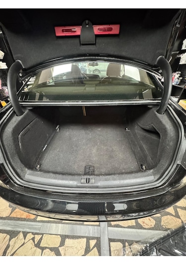 Audi A4 Sedan Bagaj Havuzu 2008-2015 Yılları Arası Uyumlu