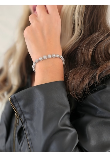 Eva Takı Store Çiçek Model Elmas Görünümlü Silver Renk Bileklik Gümüş