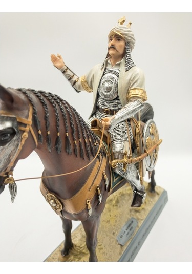 El İşçiliği Boyama Sultan Alparslan Heykel Biblo Dekor