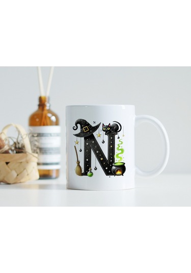 N Harfli Halloween Kedili Figür Kupa Bardak - Şapkalı Ve Kazanlı İsme Özel Kupa - Hediye 07 Beyaz