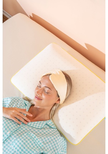 Color Terapi Hava Kanallı Sarı Ortopedik Visco Yastık 60x40x15 Cm Beyaz