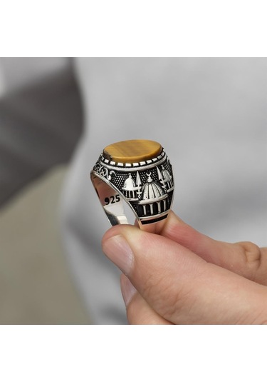 Cami Motifli Kaplan Gözü Taşlı 925 Gümüş Erkek Yüzük