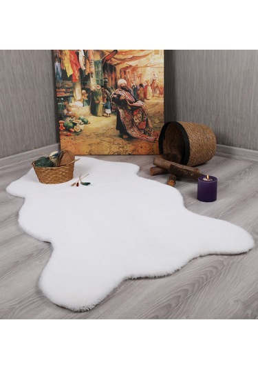 Tavşan Tüyü Dekoratif Ultra Yumuşak Post Peluş Kaymaz Halı Beyaz