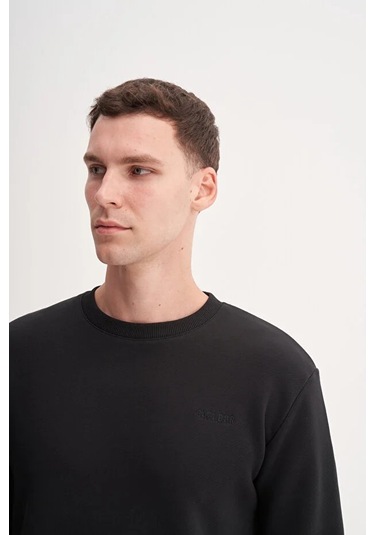 Cazador Kalın Diyagonal Dokulu %100 Pamuk 3 İplik Regular Fit Sweatshirt 25k Siyah