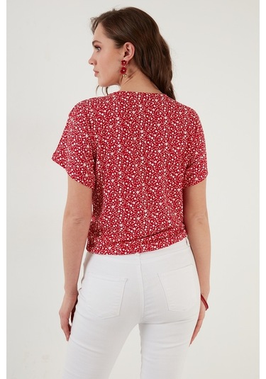 Lela Desenli Önü Büzgülü V Yaka Crop Bayan Bluz 5864486Y4 Kırmızı
