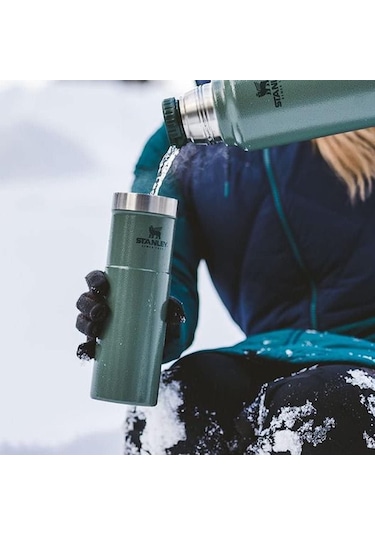 Stanley Klasik Trigger Action Seyahat Bardağı 0.47 L  Yeşil