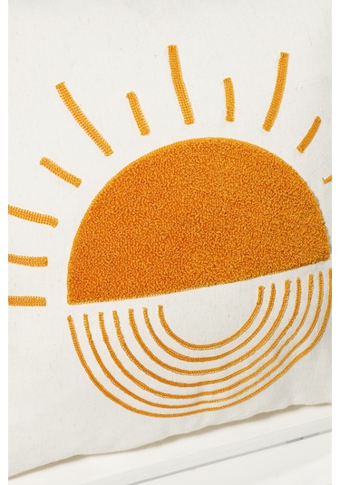 Beyaz Kumaş Punch Nakışlı Güneş Tasarımlı Dekoratif Kırlent Kılıfı 45 X 45 Cm Açık Hardal