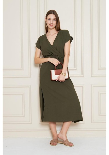 Kadın Kruvaze Yaka Cepli Derin Yırtmaçlı Beli Lastikli Aerobin Günlük Yazlık Elbise 3764341 Haki