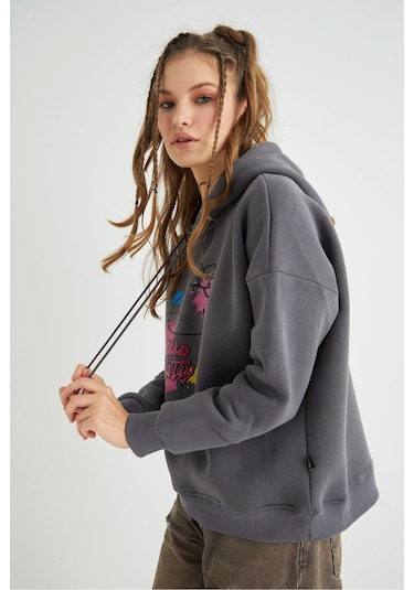 Hello Kitty Lisanslı Baskılı Kapüşonlu Sweatshirt Renkli