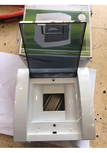 4'lü Sıva Üstü W Otomat Kutusu 140x97.5x150 MM Adal Pano