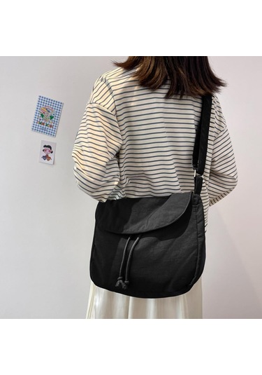 Kabarık Çapraz Askılı Çanta Kadın, Şişme Kanvas Tote Çanta Hilal Çanta Hobos Çapraz Askılı Çanta Taşınabilir Haberci Çantası Siyah A424 Siyah