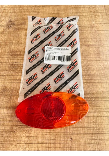 Massey Ferguson Tüm Traktörler Uyumlu Yarım Çamurluk Arka Stop Lamba Camı Sol