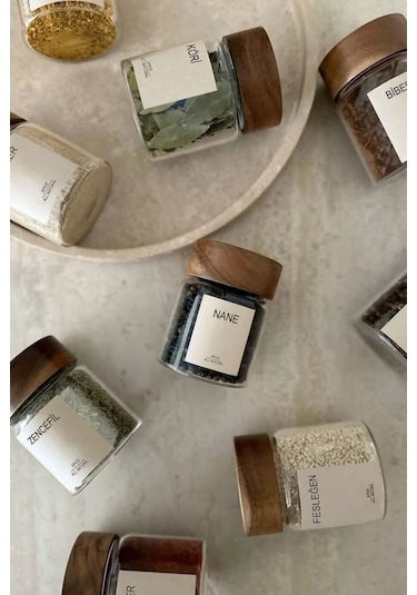 Acassia 12'li Akasya Kapaklı Borosilikat Cam Baharatlık Takımı / 56 Adet Etiket Hediyeli / 200ml Şeffaf