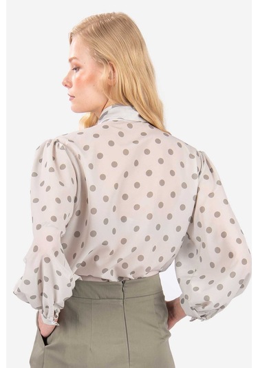 Kadın Puantiye Desenli Fularlı Bluz Frn1003 Bej
