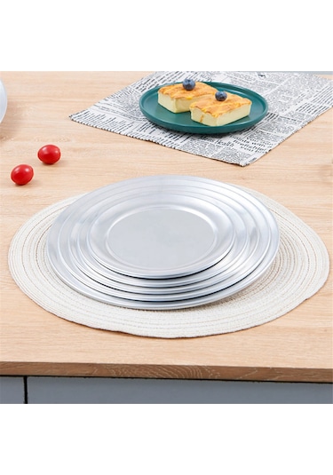 10 İnç Genişliğinde Kenarlı Alüminyum Pizza Tepsisi Gümüş