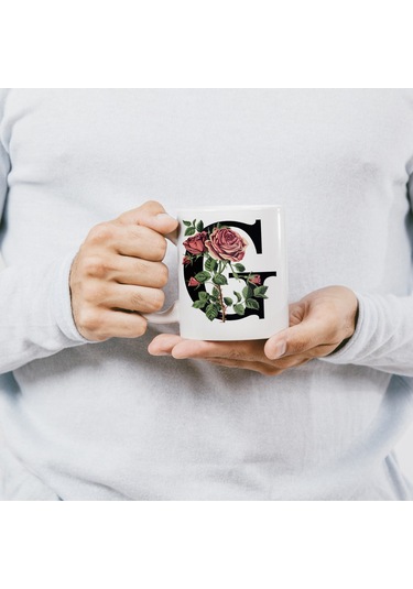 G Baş Harf Kırmızı Güller İle Sarılı Bardak 330 Ml Kişiye Özel Çiçekli Hediye Beyaz