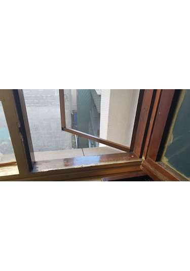 Menteşeli Açılır Kapı Pencere Sineklik