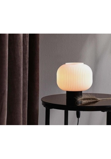 Mylights 20 Cm Başlıklı Masa Abajur Masa Lambası Gece Lambası Yatak Siyah Abajur Genc Odası Yatak Odası Salon Abajur Opal Cam Metal Govde Masa Lam