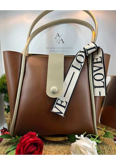 Kontrast Biye Detaylı Modern Dikey Tote Çanta Love Askılı Taba